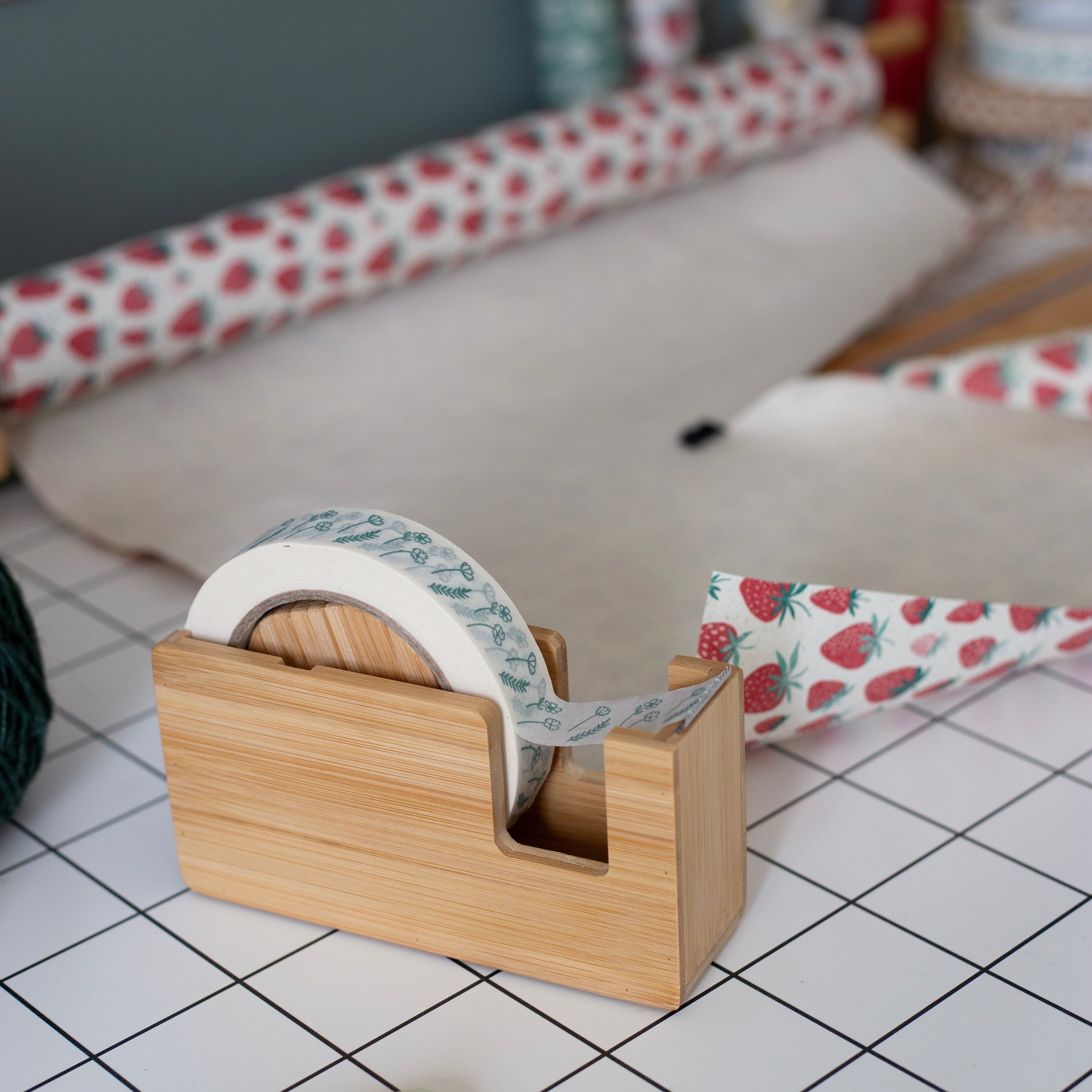 Essential Gift Wrapping Kit – Cascayde