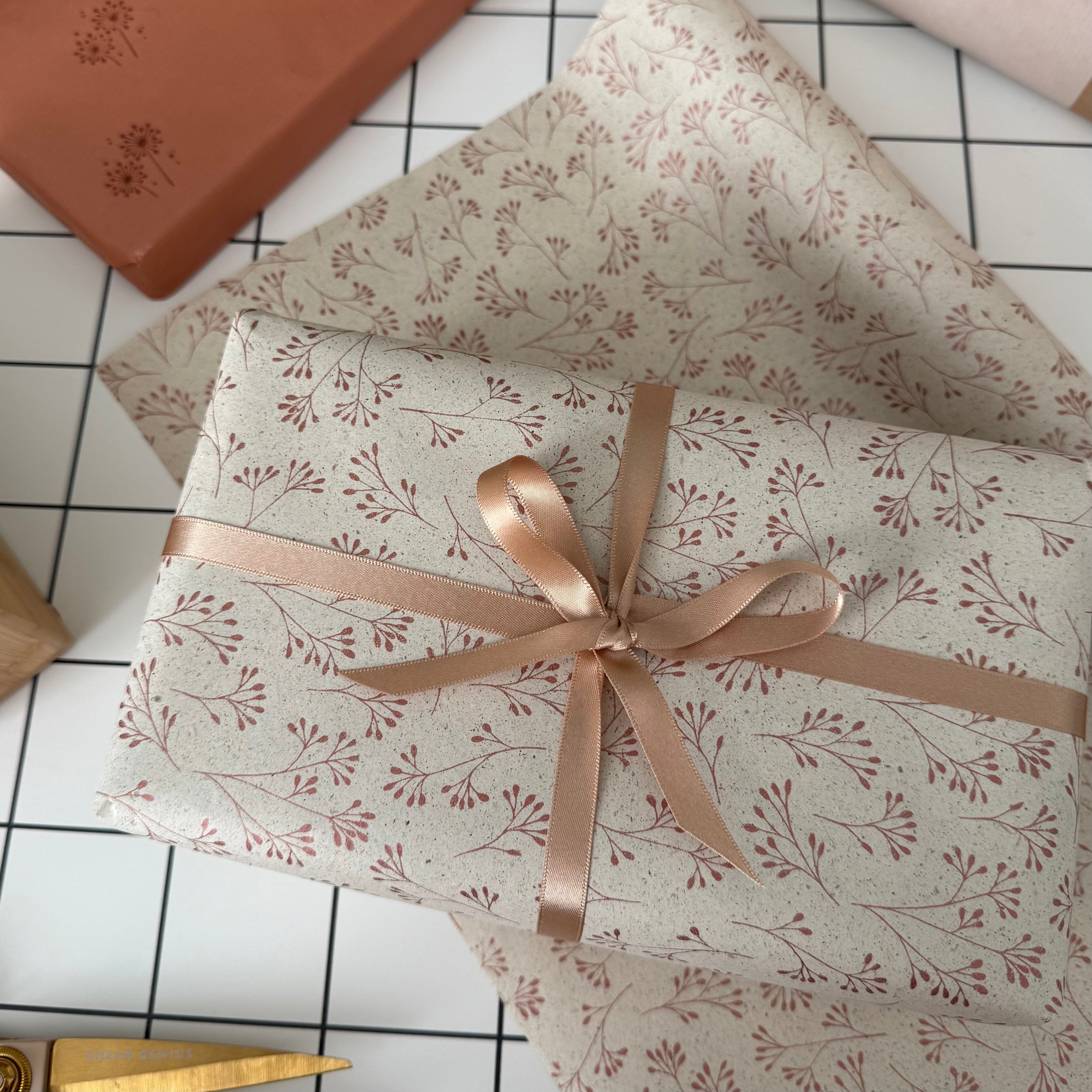 5m roll of Copper Flower Wrapping Paper (500mm wide) – Cascayde